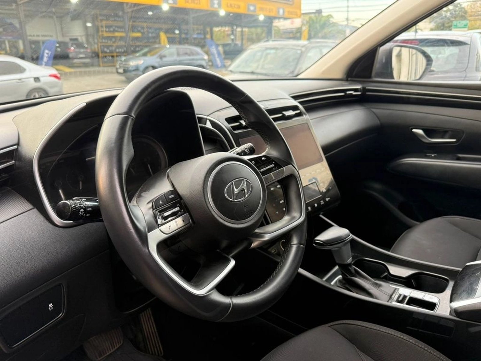 HYUNDAI TUCSON 2.0 4X4  AUT 2025 - Imagen 8 de 14