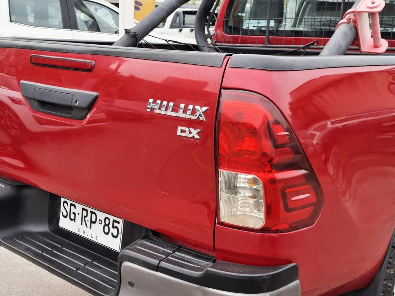 TOYOTA HILUX 2.4 2022 - Imagen 8 de 20