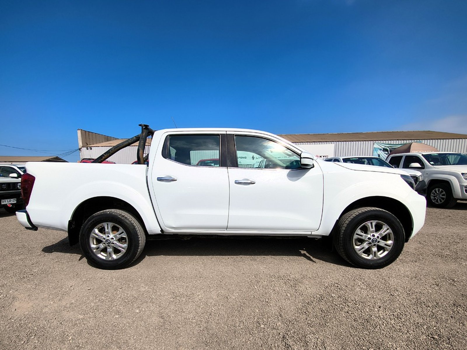 Nissan NAVARA 2.3 Diesel 4x2 T/M 2024 - Foto 4 de 20