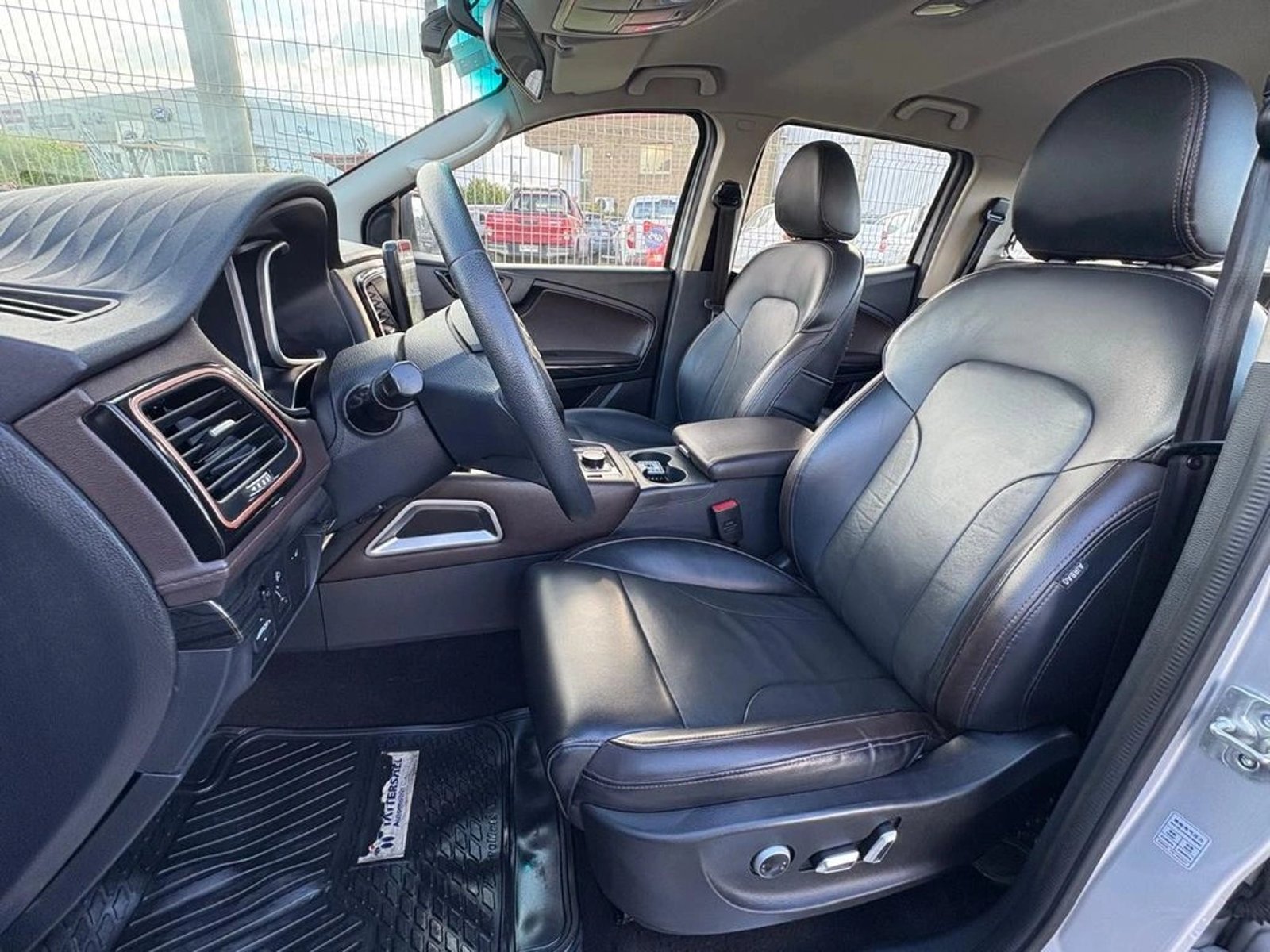 ZX AUTO TERRALORD DC AT 4X4 2023 - Imagen 8 de 12