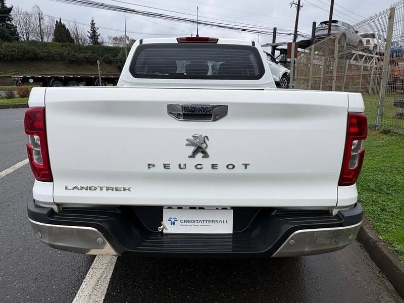 Peugeot LANDTREK 1.9 4X4 MT 2023 - Imagen 4 de 11