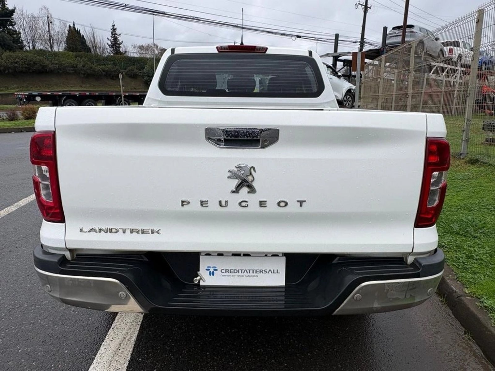Peugeot LANDTREK 1.9 4X4 MT 2023 - Imagen 4 de 11