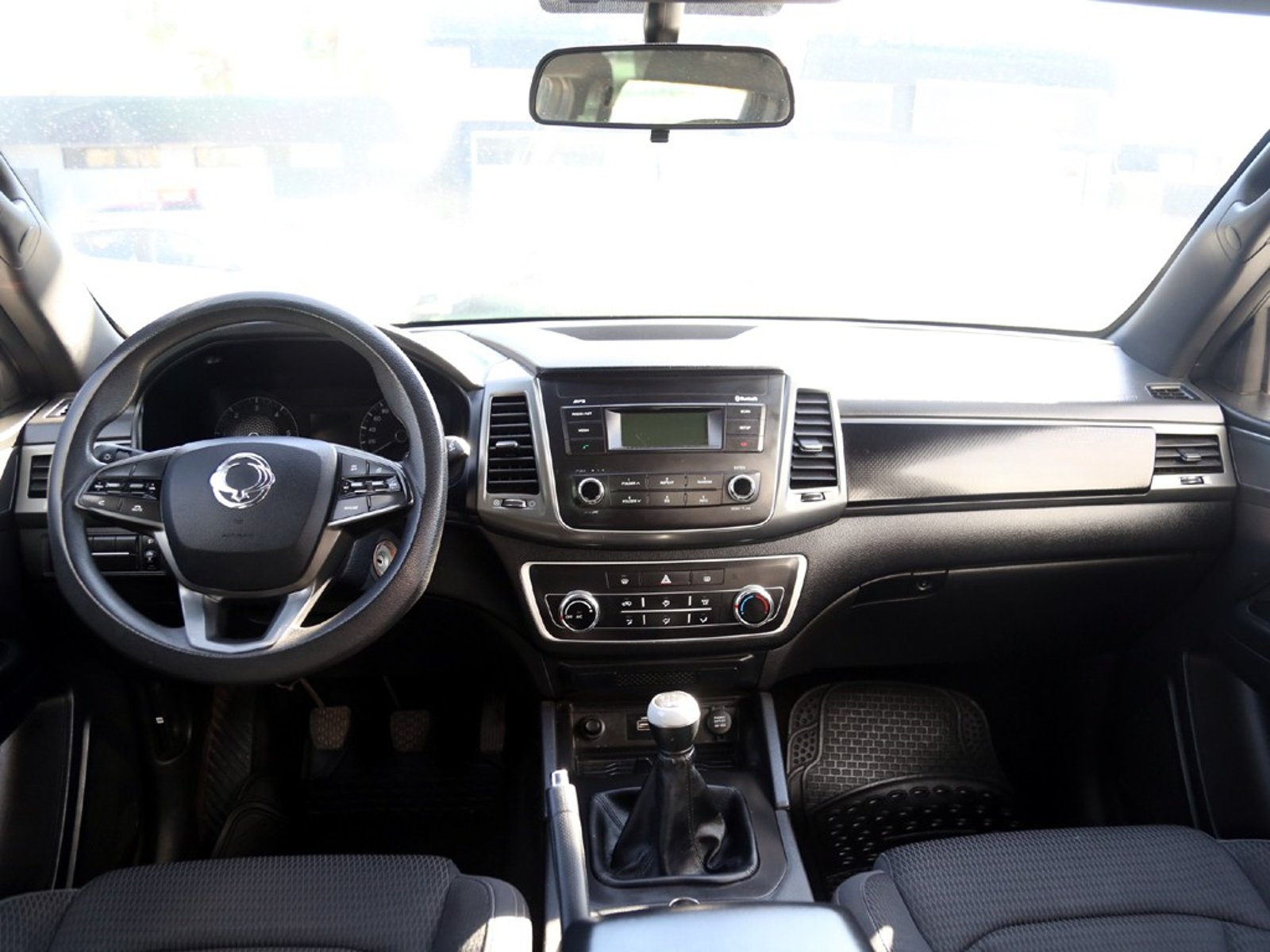 SsangYong MUSSO 2.2 MT 4X4 DIESEL 2023 - Imagen 14 de 20