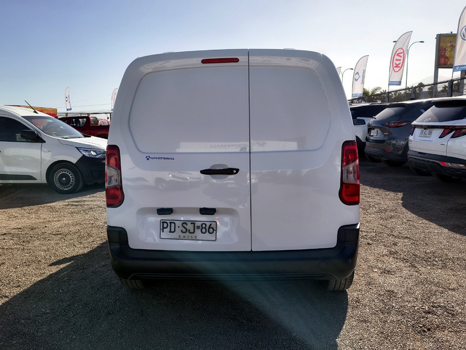 PEUGEOT PARTNER PARTNER 1.6 Diesel 4x2 T/M 2021 - Imagen 6 de 17