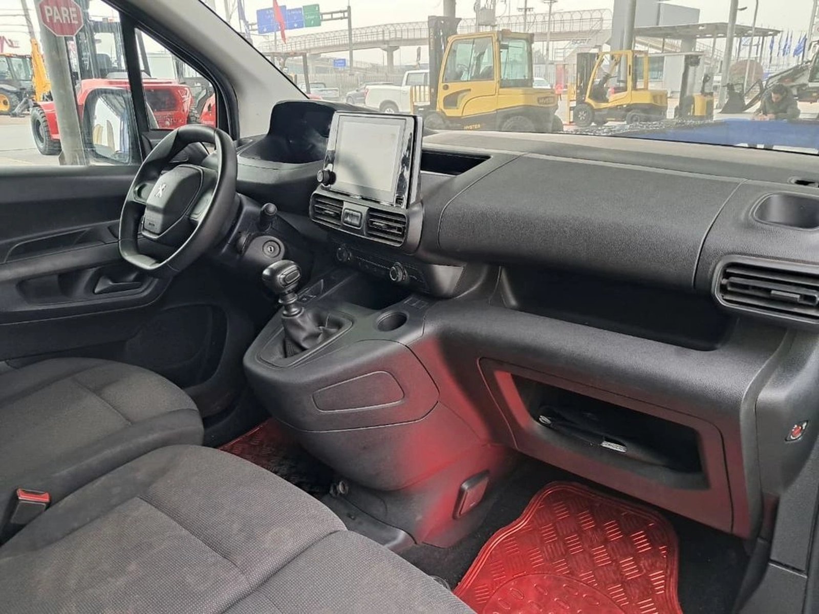 PEUGEOT PARTNER 1.5 L1 HDI 2024 - Imagen 14 de 15