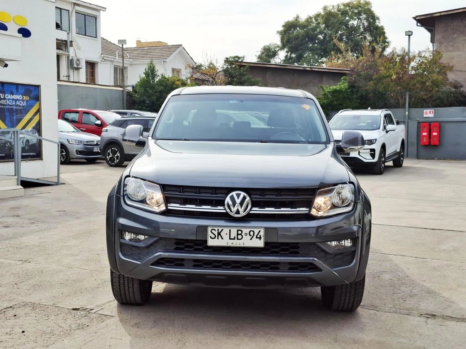 Volkswagen AMAROK COMFORTLINE 4MOTION AT 2023 - Foto 2 de 20