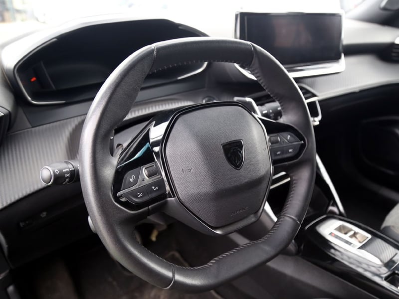 Peugeot 2008 BLUE HDI 1.5 AUT 2025 - Imagen 13 de 20
