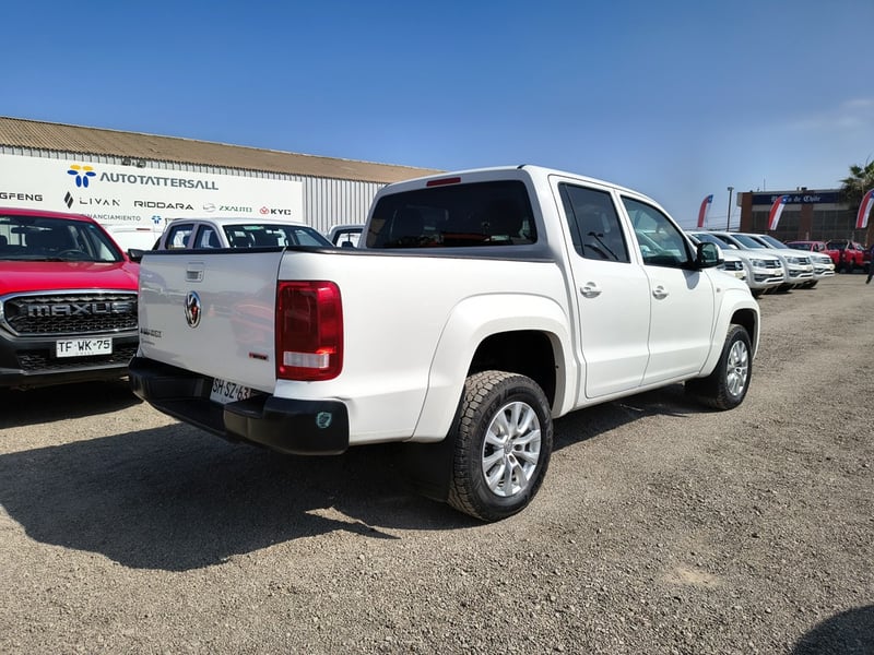 Volkswagen AMAROK TRENDLINE 4X4 2.0 2023 - Imagen 7 de 20