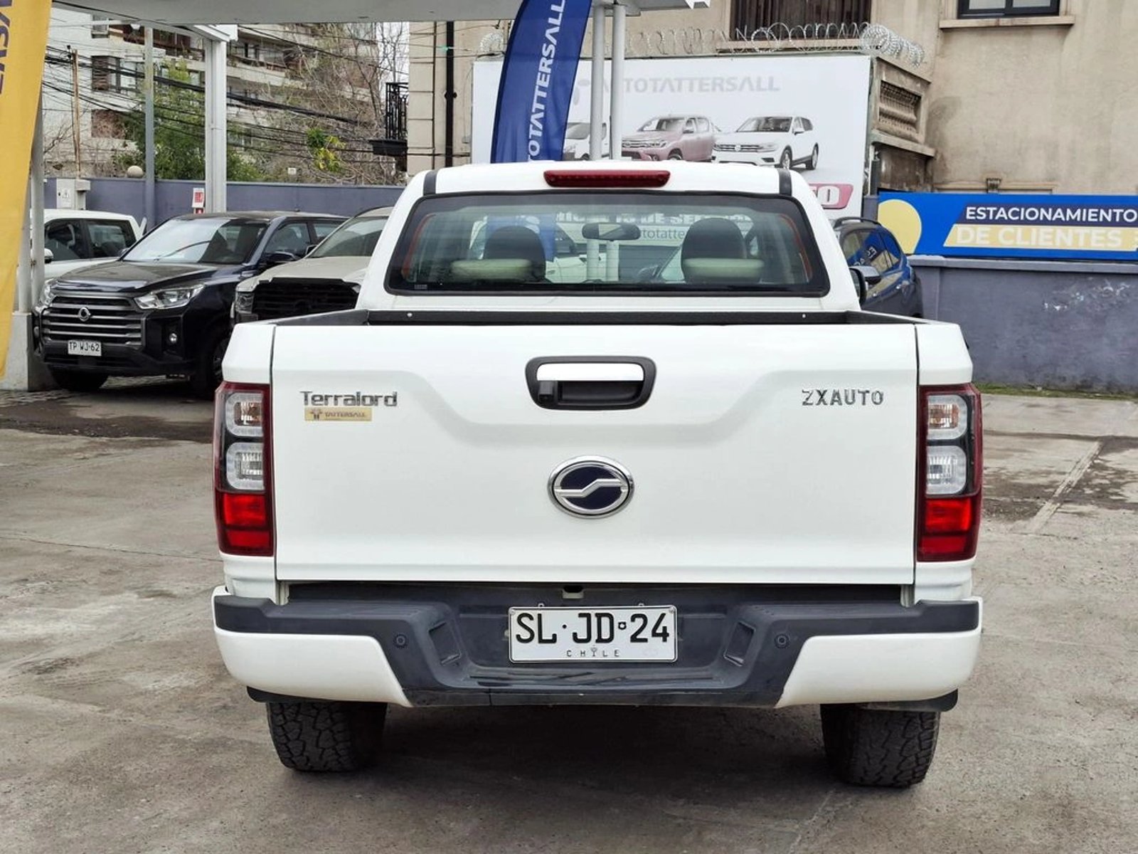 ZX Auto TERRALORD 2.5 DLX MT 4X2 2023 - Imagen 9 de 20