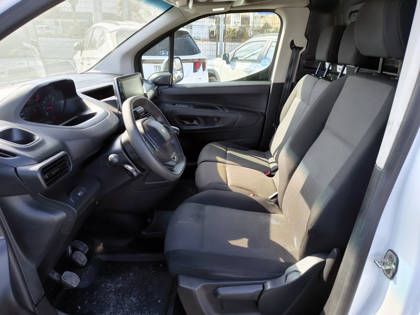 PEUGEOT PARTNER 1.5 L1 BLUEHDI 2024 - Imagen 10 de 16