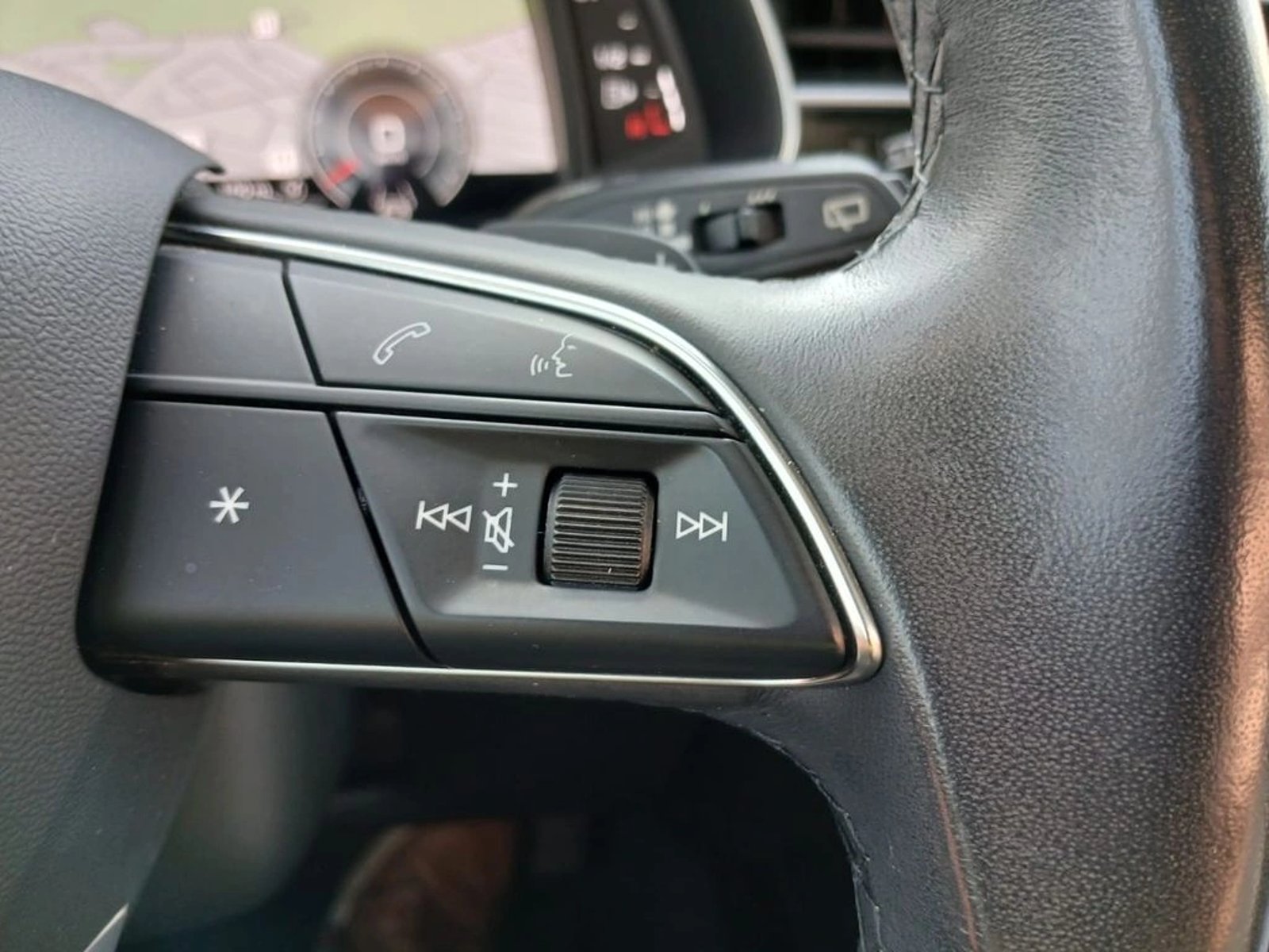 Audi Q7 Q7 55 TFSI Sport 2023 - Imagen 11 de 20
