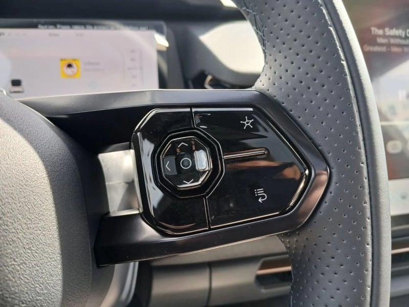 Lynk & Co 08 08 Halo 1.5T Hibrido 2027 - Imagen 14 de 16