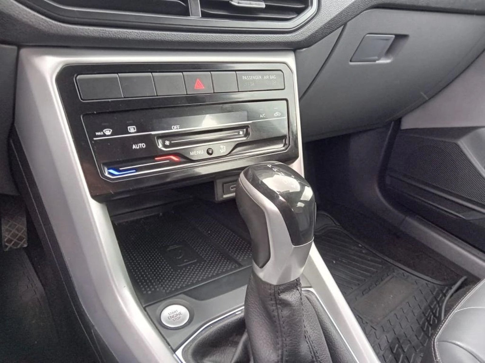 VOLKSWAGEN T-CROSS TCROSS 1.0 2025 - Imagen 3 de 7