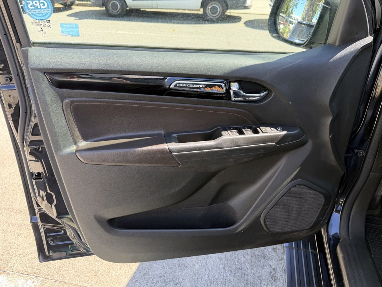 CHEVROLET COLORADO 2.8 CTDI HIGH COUNTRY 2022 - Imagen 9 de 20