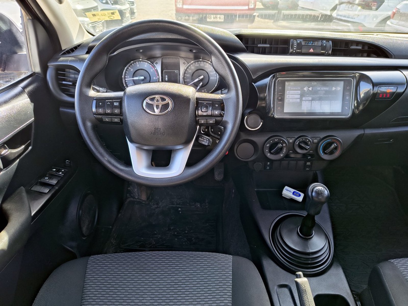 TOYOTA HILUX HILUX TSS 2.4 Diesel 4X2 T/M 2022 - Imagen 19 de 20