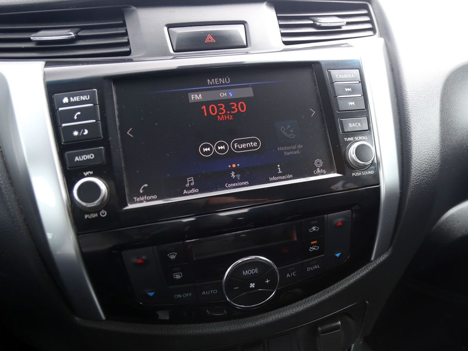 Nissan NAVARA 2.3D XE DIESEL 4X4 DOB.CAB. AT 4P 2022 - Imagen 14 de 20
