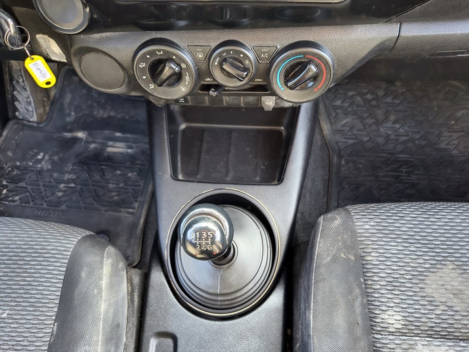 TOYOTA HILUX HILUX TSS 2.4 Diesel 4X2 T/M 2022 - Imagen 18 de 20