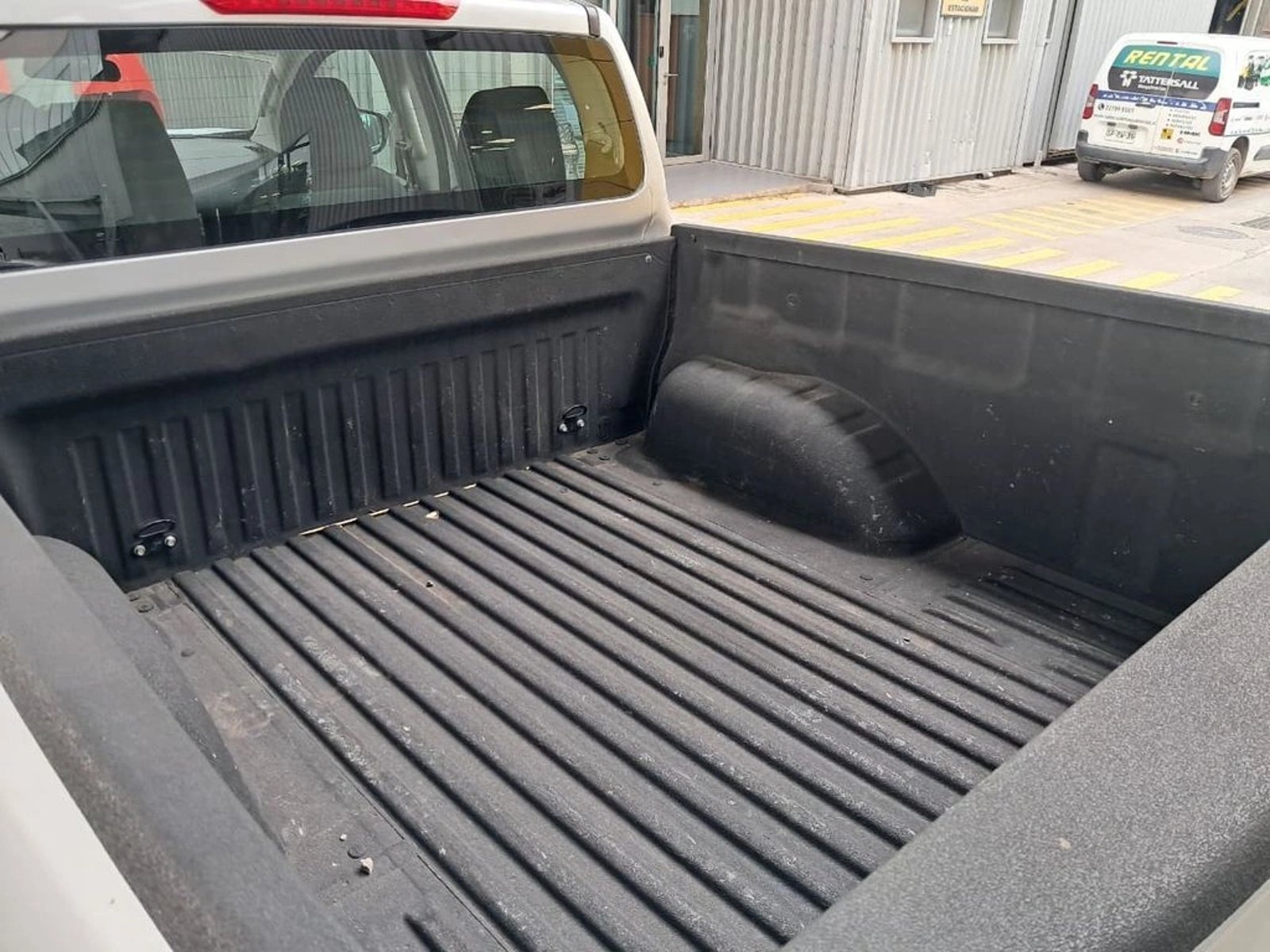 Nissan NAVARA 2.3 XE DC AT 4X4 2022 - Imagen 11 de 20