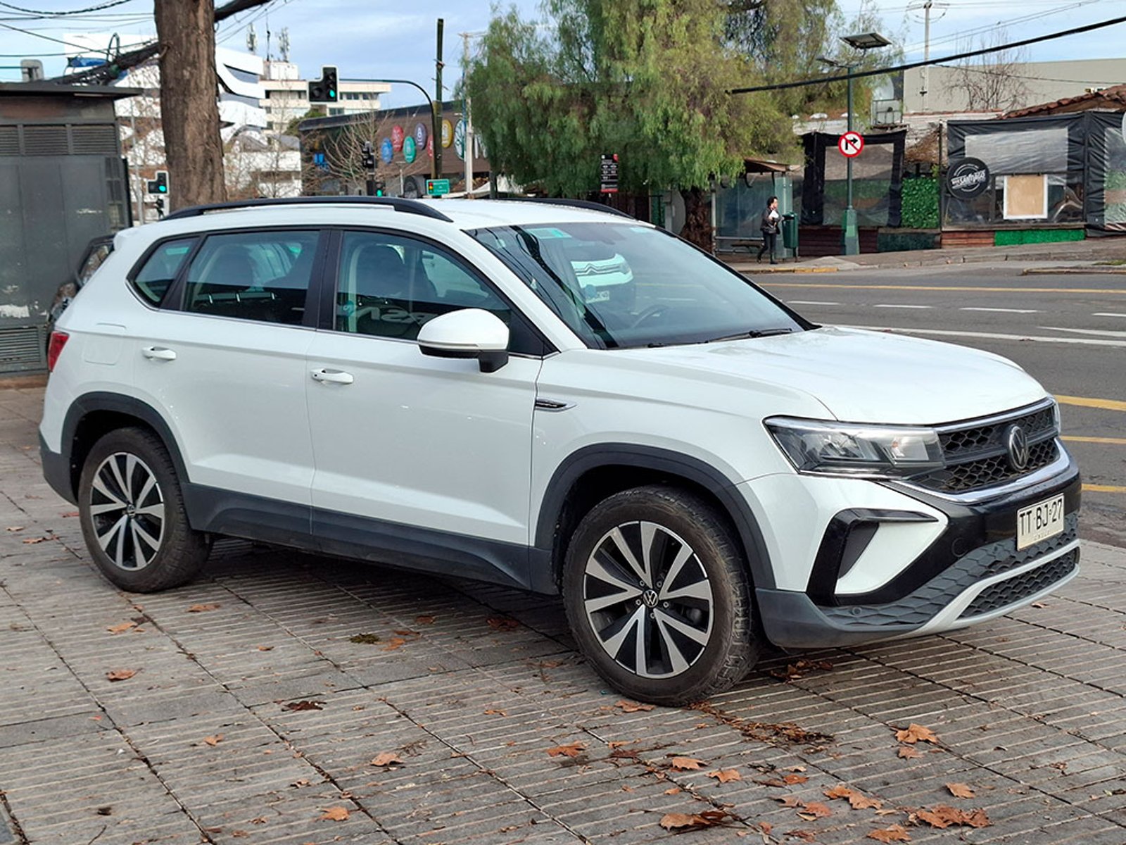 Volkswagen TAOS 1.4 TSI CONFORTLINE 2025 - Imagen 3 de 20