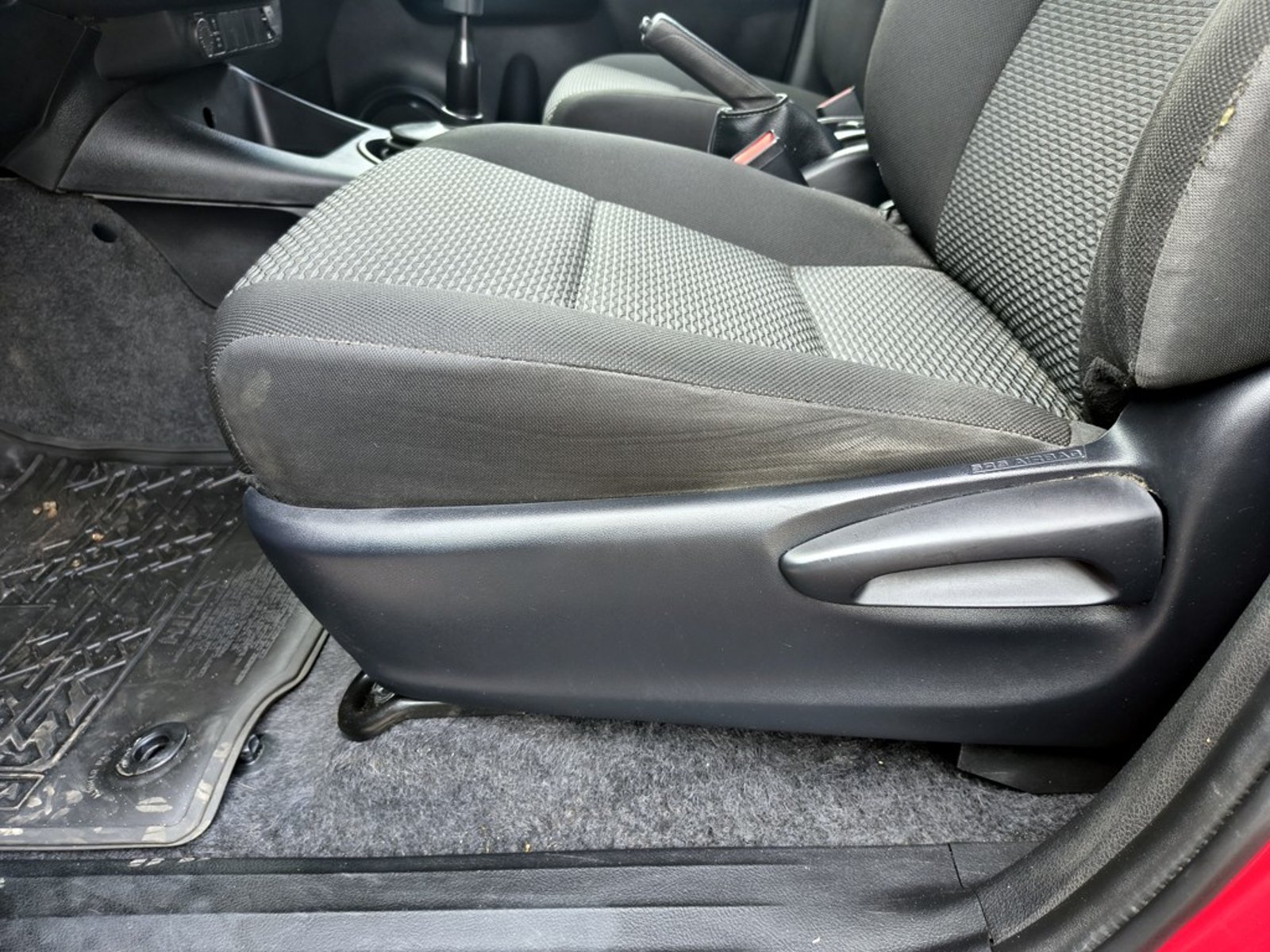 Toyota HILUX HILUX TSS 2.4 DIESEL 4X4 T/M 2023 - Imagen 9 de 20