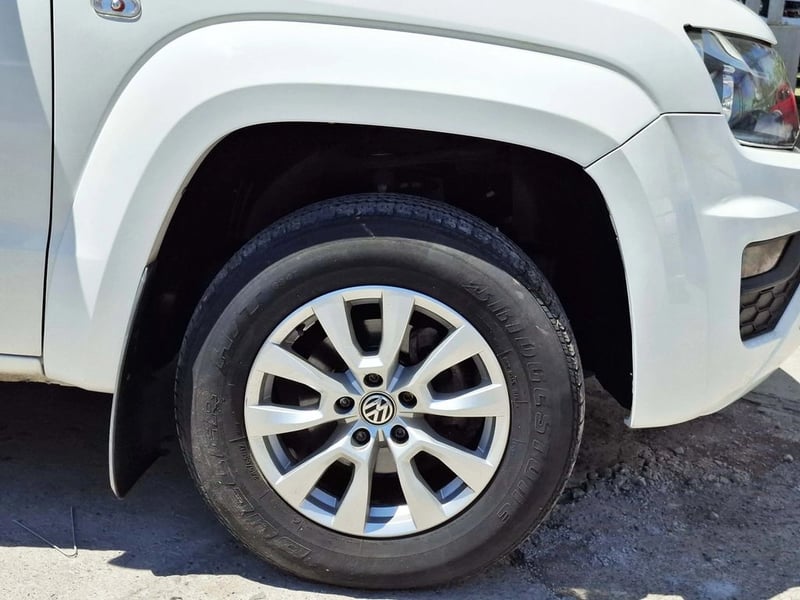 Volkswagen AMAROK TREDLINE 2.0 MT 4X2 2021 - Imagen 6 de 20