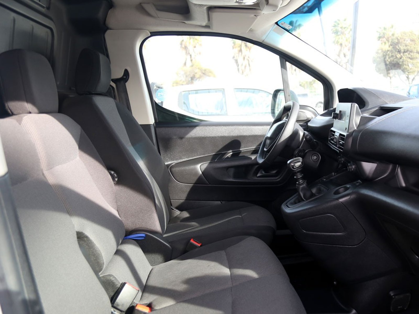 Peugeot PARTNER 1.5 L1 BLUEHDI 100 MT DIESEL 2023 - Imagen 16 de 20