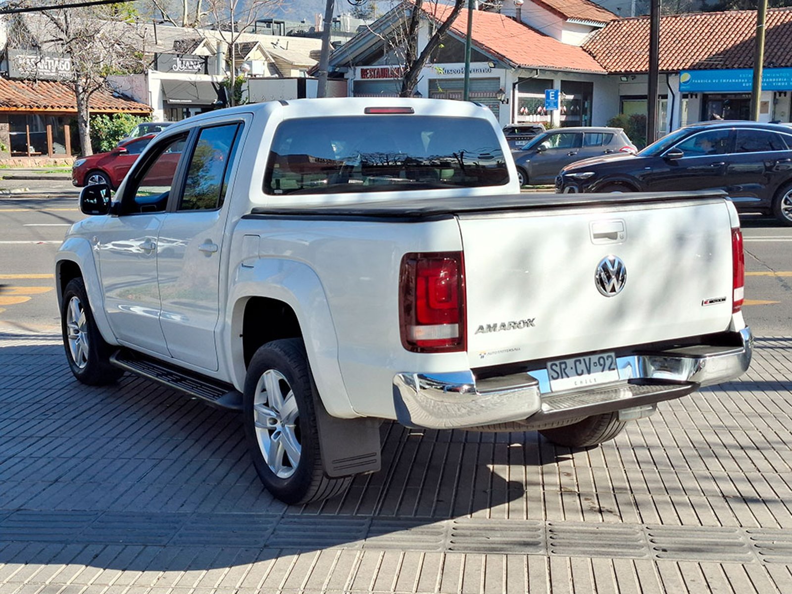 Volkswagen AMAROK 2.0 HIGHLINE 4MOTION 2023 - Imagen 4 de 20