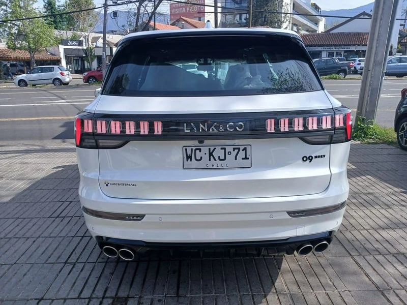 Lynk & Co 09 09 12.0T at Halo 2027 - Imagen 7 de 17