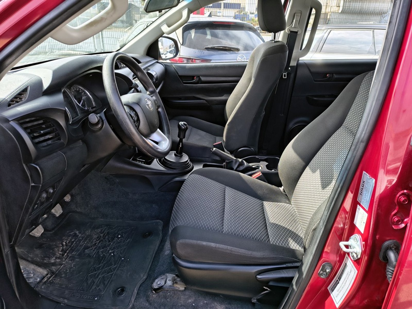 TOYOTA HILUX HILUX TSS 2.4 Diesel 4X2 T/M 2021 - Imagen 9 de 20