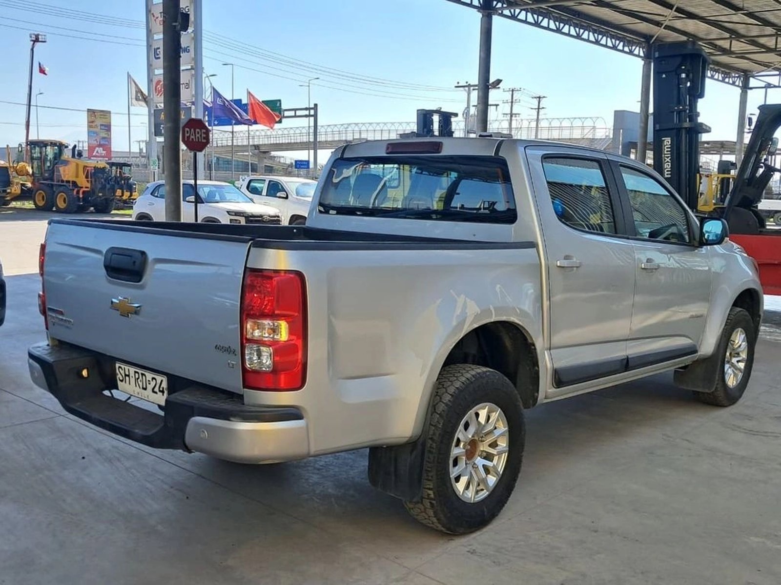 Chevrolet COLORADO 2.8 CTDI 4X4 LT AT 4P 2022 - Imagen 8 de 20