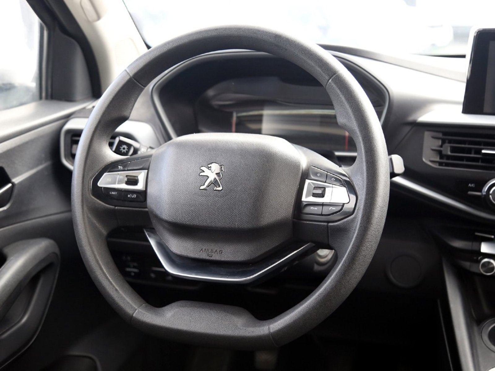 Peugeot LANDTREK 1.9  4X2 ACTIVE HDI 2023 - Imagen 16 de 20