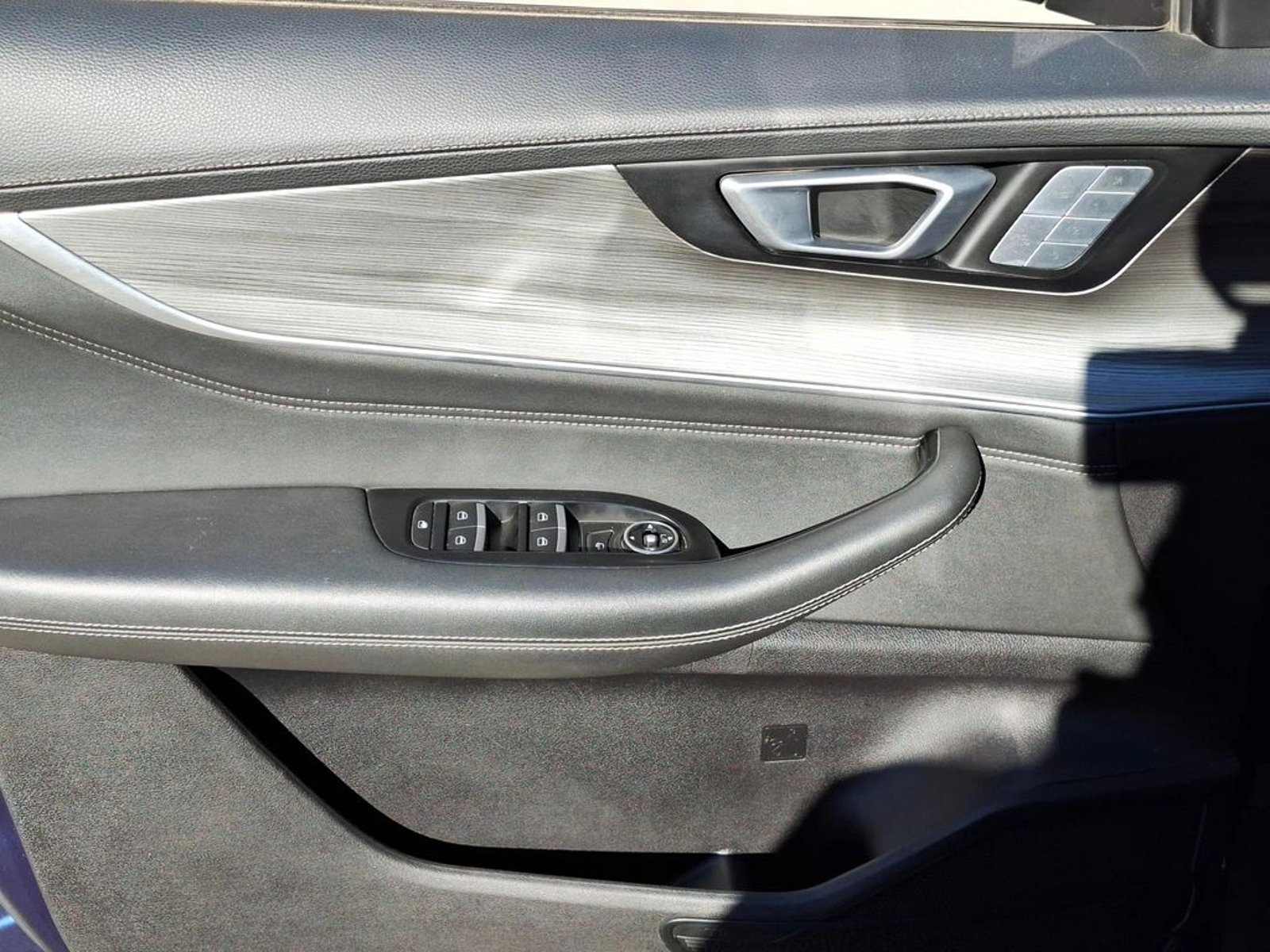CHERY TIGGO 8 PRO 2.0 2023 - Imagen 13 de 20