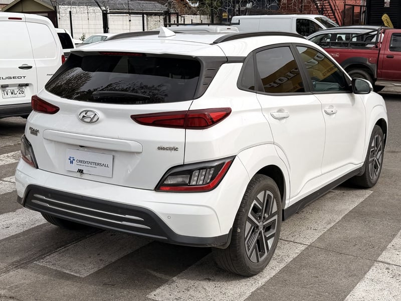 Hyundai KONA OS AUT 2023 - Imagen 8 de 20