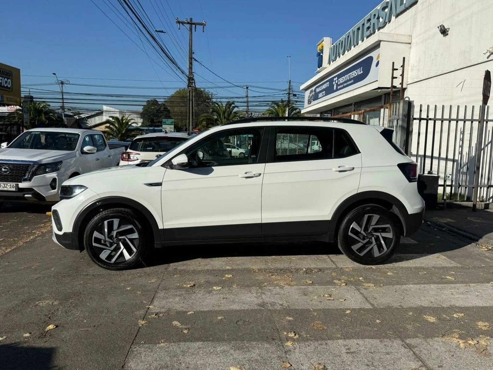 Volkswagen T-CROSS 1.0 TSI COMFORTLINE AT 2025 - Imagen 8 de 15