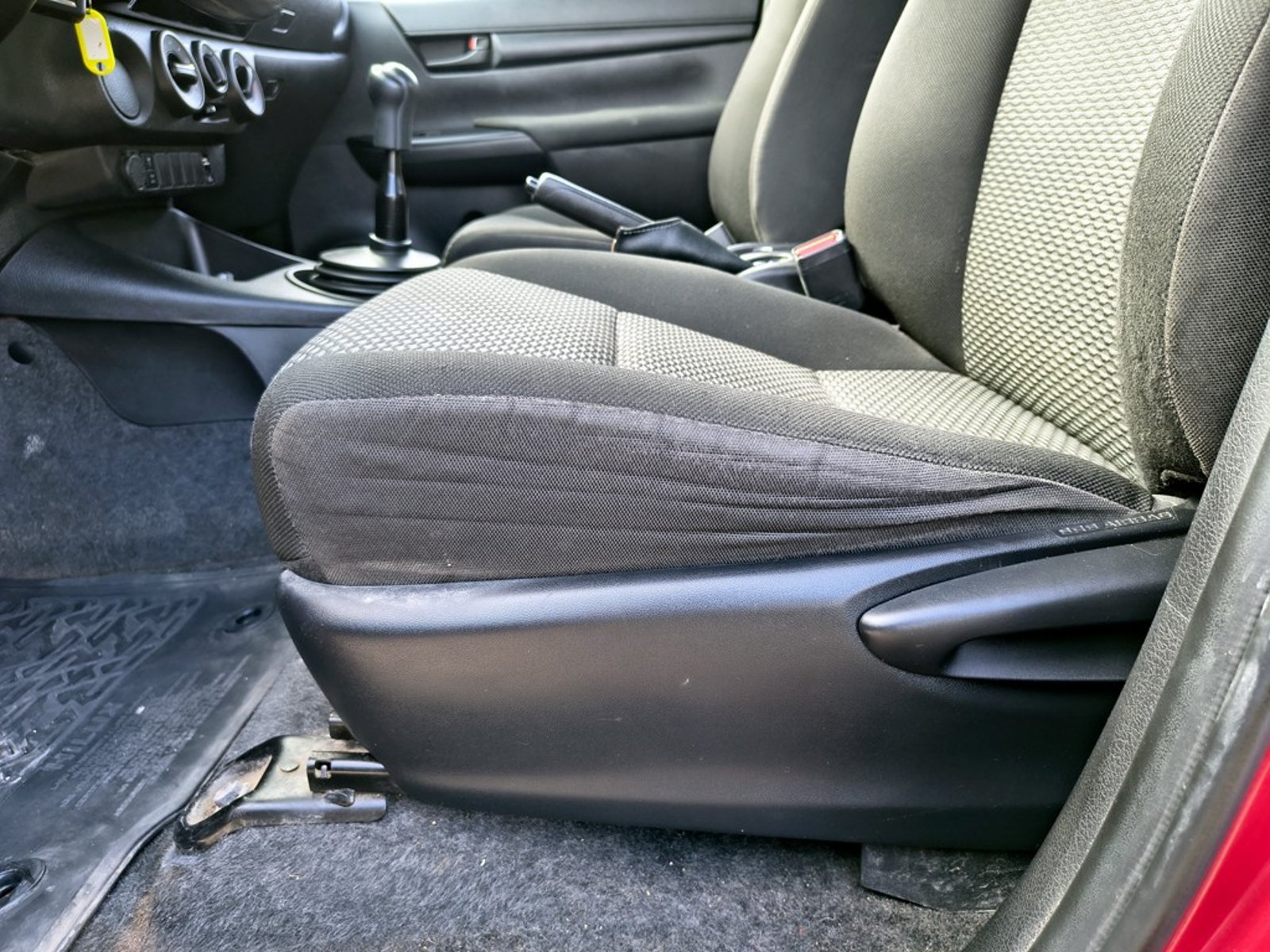 TOYOTA HILUX 2.4 DX 2022 - Imagen 8 de 20