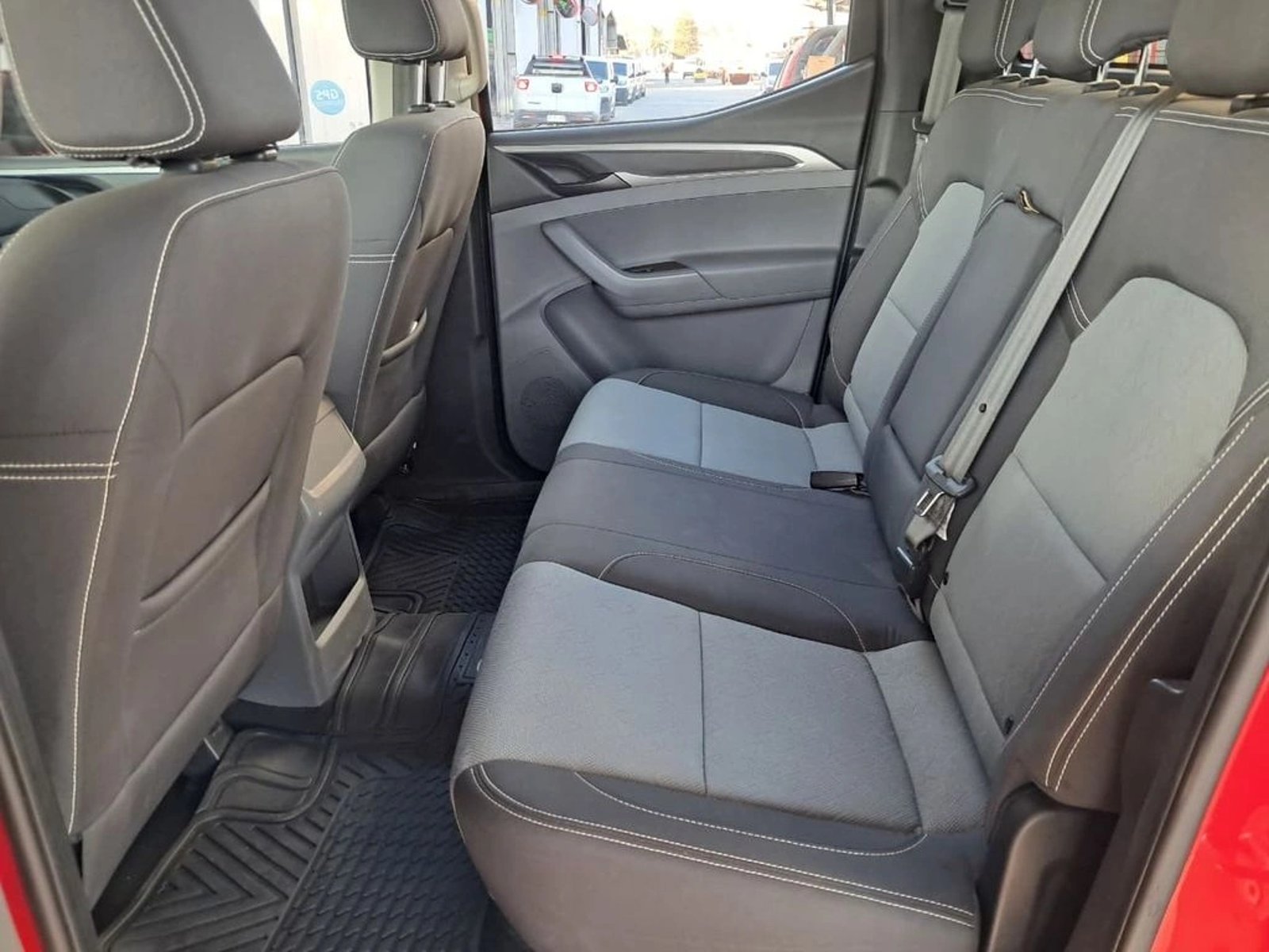 MAXUS T60 DX 4X4 MT 2.0 2024 - Imagen 14 de 20