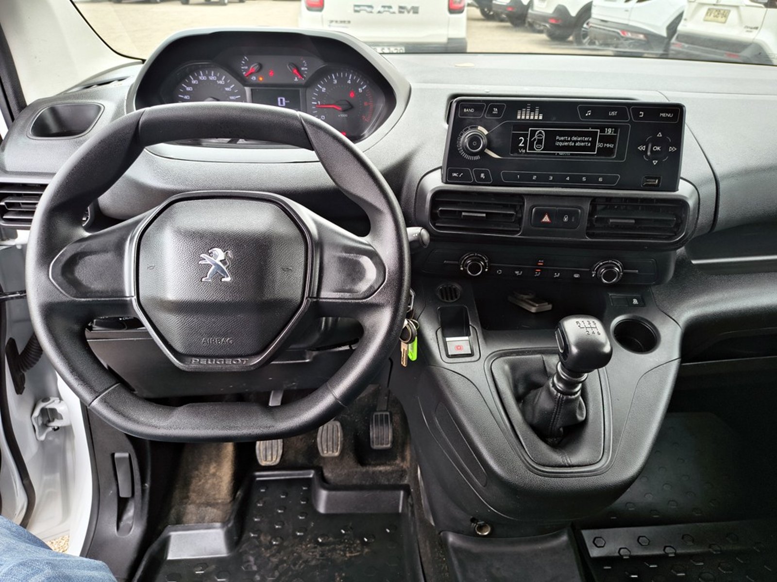 Peugeot PARTNER 1.5 L1 BLUEHDI 2023 - Imagen 14 de 17