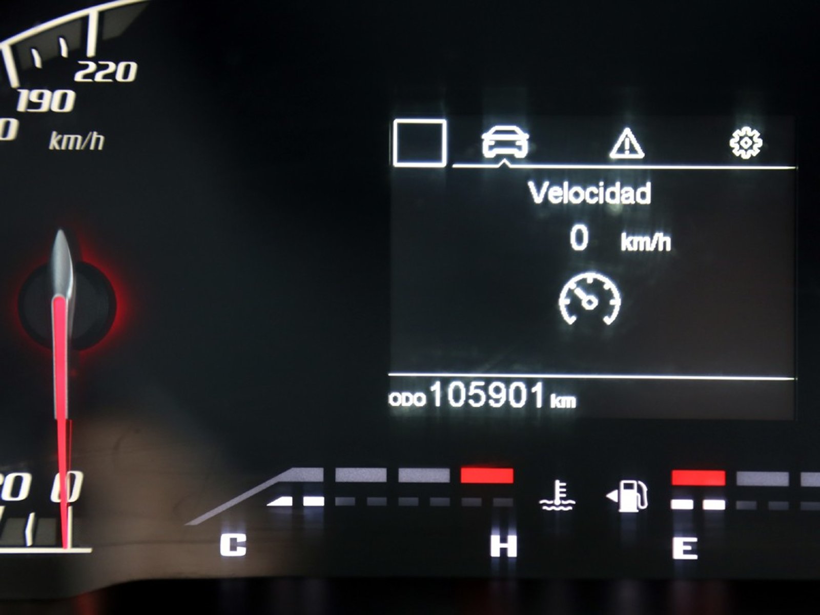 PEUGEOT LANDTREK 1.9 HDI 150 2023 - Imagen 18 de 20