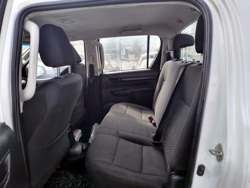 Toyota HILUX 2.4 Diesel 4x2 T/M 2021 - Imagen 17 de 18