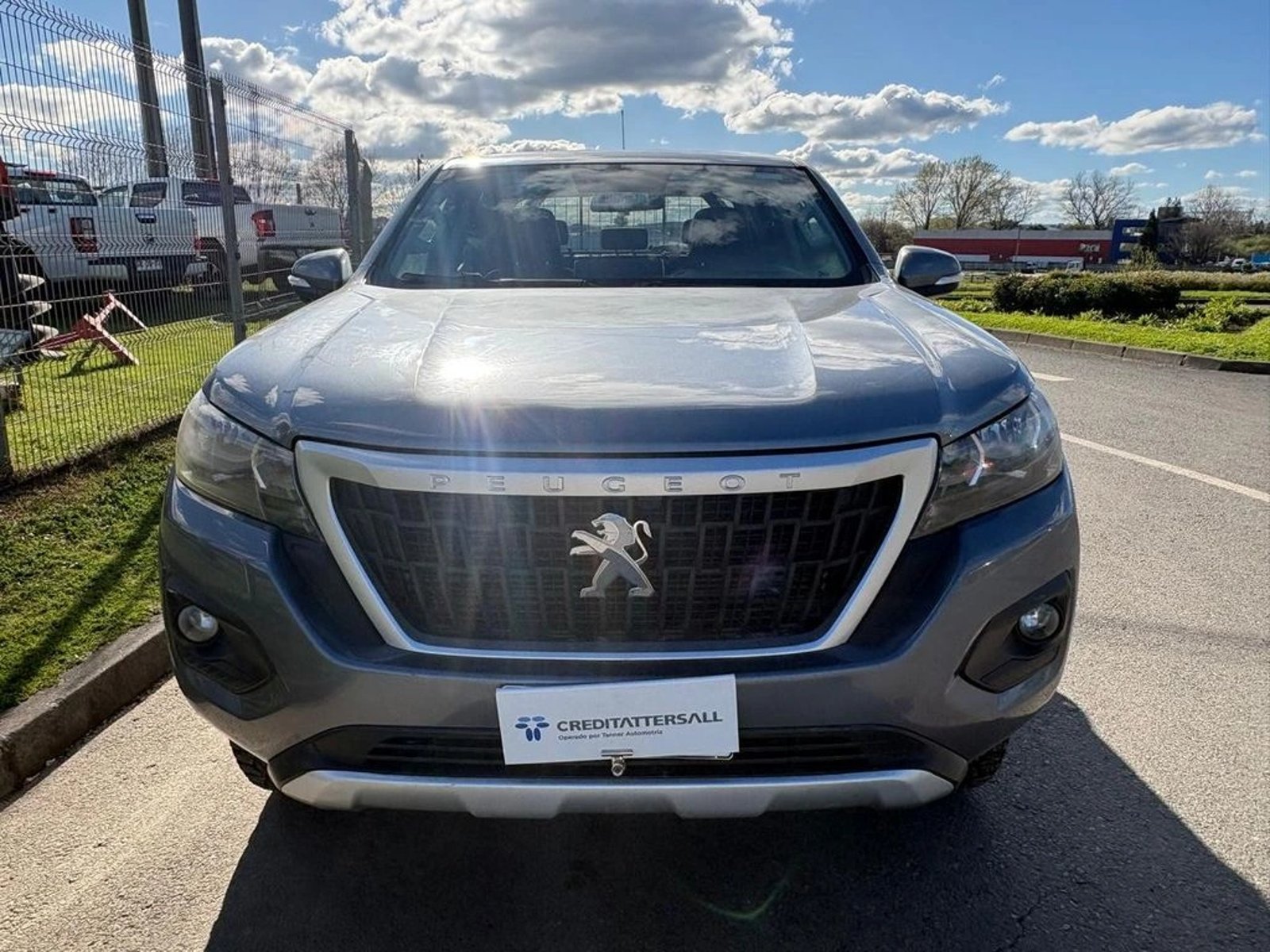 Peugeot LANDTREK 1.9 4X4 MT 2023 - Foto 2 de 12