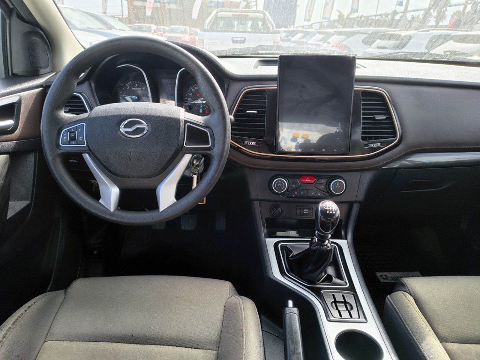 ZX Auto TERRALORD 2.5 DIESEL 4X2 T/M 2022 - Imagen 12 de 20