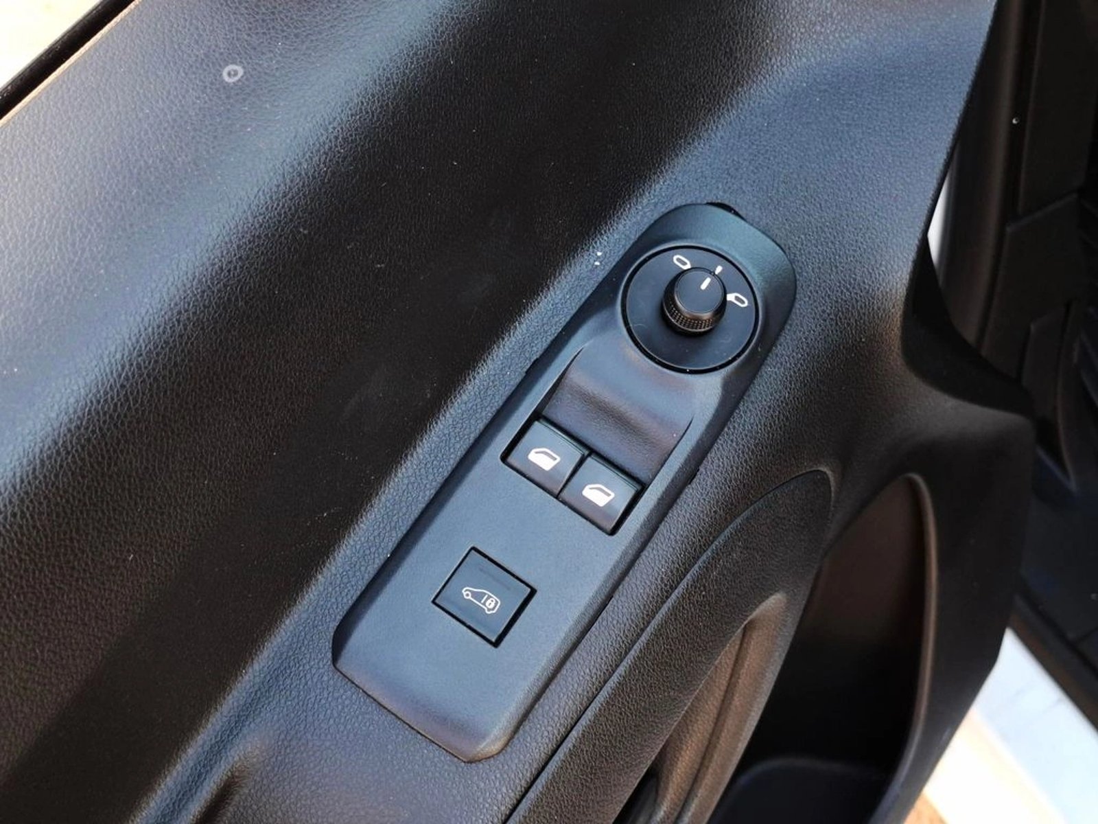 PEUGEOT PARTNER 1.5 2023 - Imagen 14 de 20