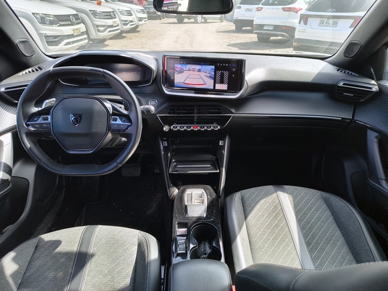 Peugeot 2008 BLUE HDI 1.5 AUT 2025 - Imagen 18 de 20
