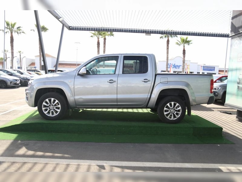 Volkswagen AMAROK 2.0 TREDLINE MT 4X4 DIESEL 2023 - Imagen 9 de 20