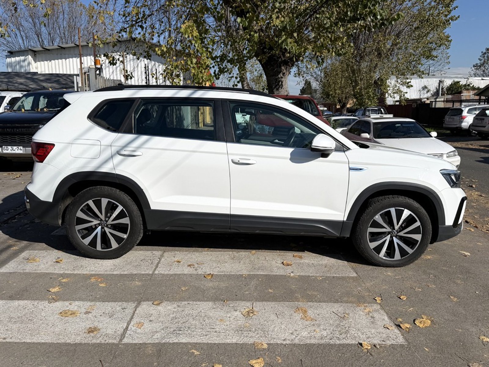Volkswagen TAOS 1.4 TSI COMFORTLINE 2025 - Foto 4 de 20