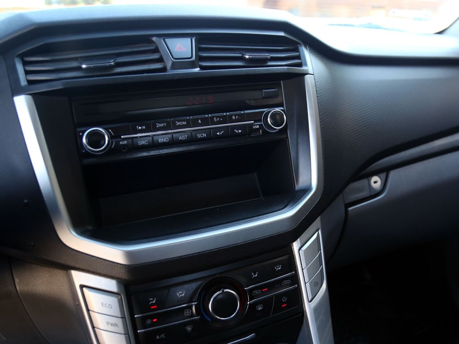 Maxus T60 4X4 2.0 2024 - Imagen 19 de 20