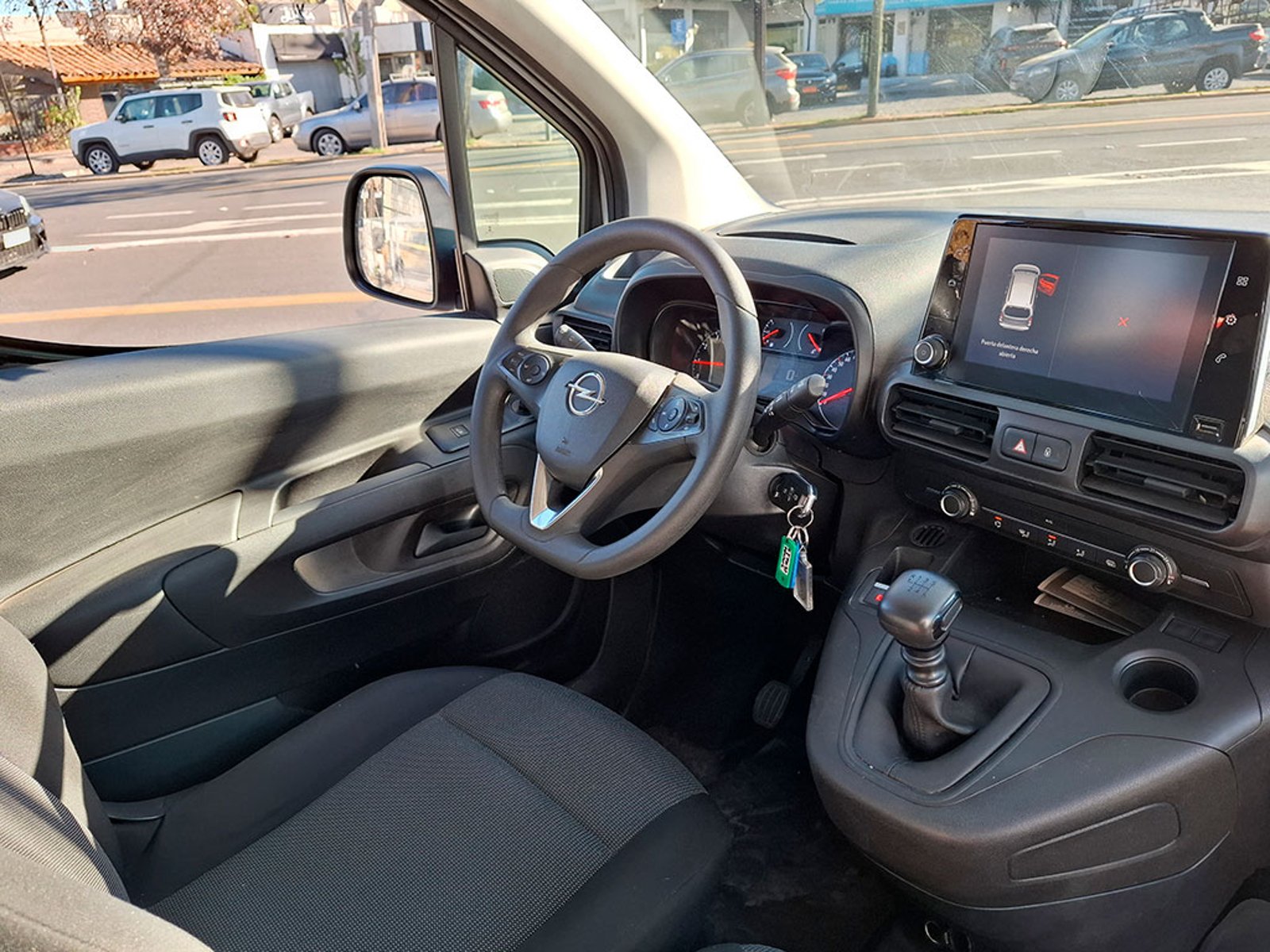 OPEL COMBO 1.5 MT 2023 - Imagen 6 de 18