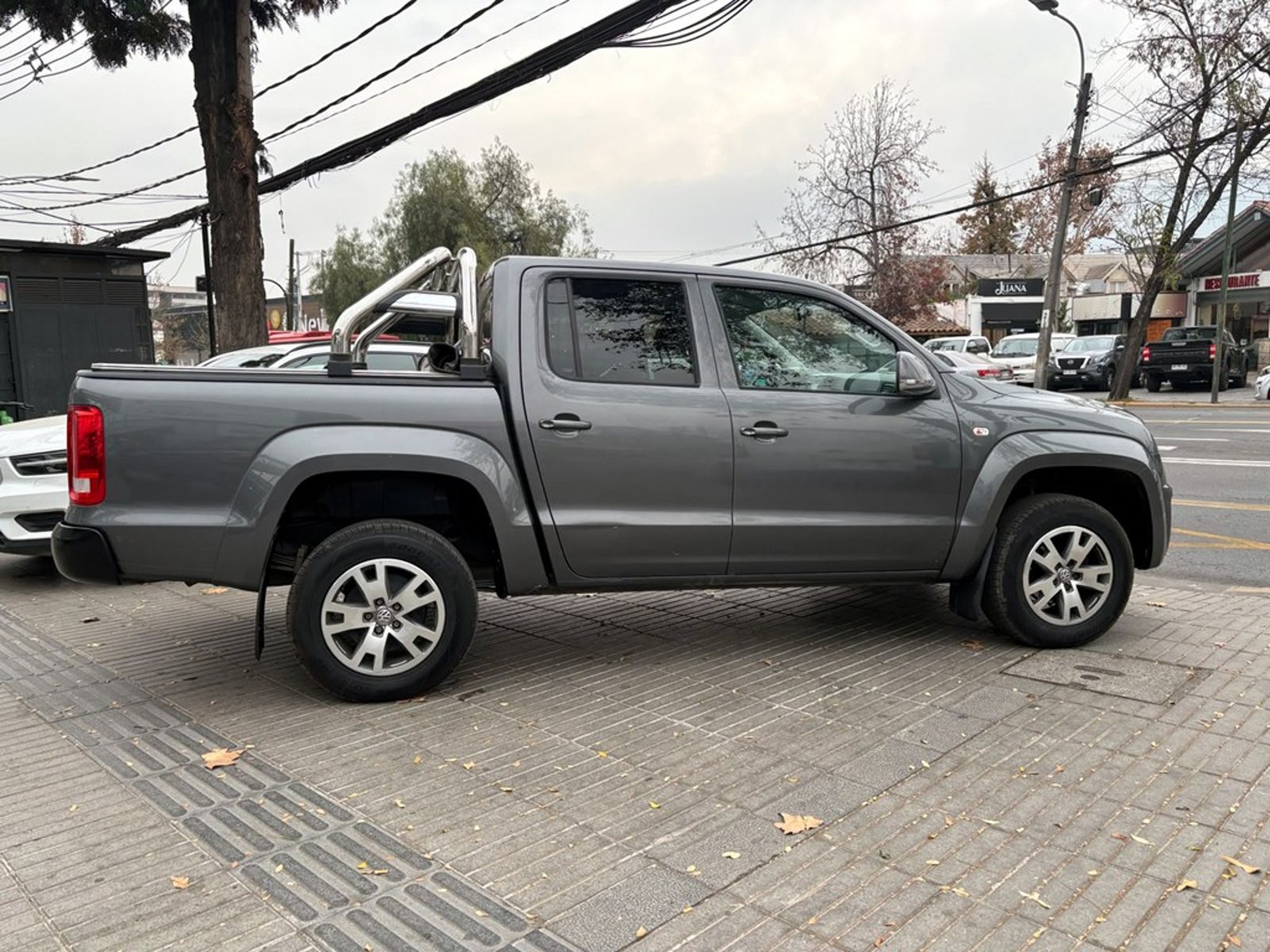 VOLKSWAGEN AMAROK Amarok Confortline 4X4 AT 2021 - Imagen 4 de 19