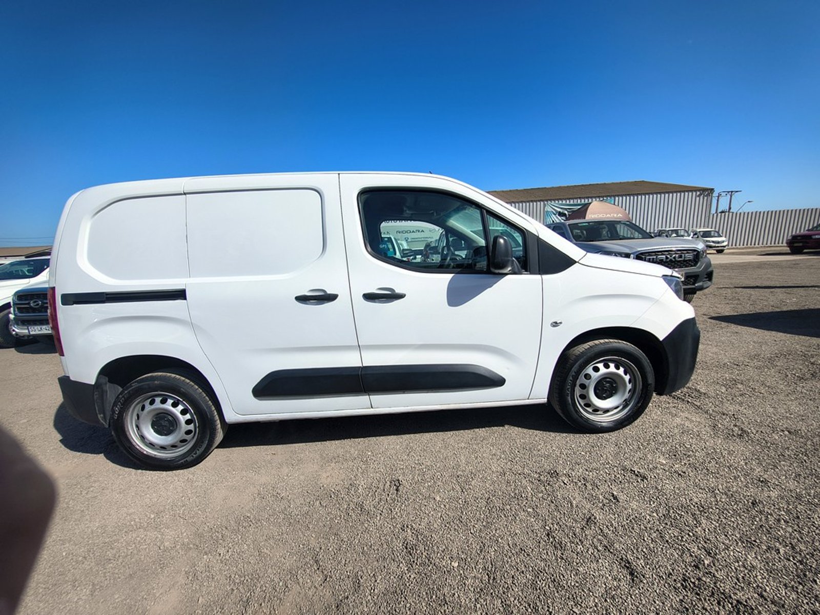Peugeot PARTNER HDI 92HP L1 1.6 2022 - Foto 4 de 15