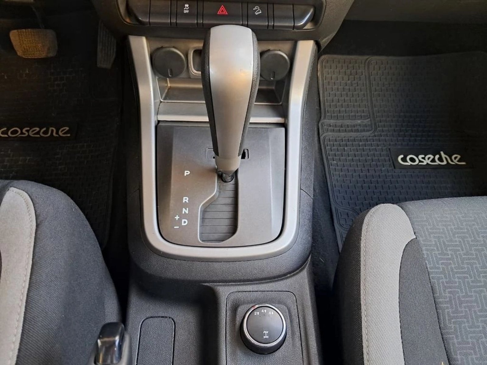 Chevrolet COLORADO 2.8 CTDI 4X4 LT AT 4P 2022 - Imagen 17 de 20